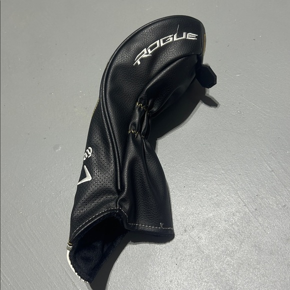 Callaway Rogue 3 Wood Golf Club Head Cover - Picture 4 of 10